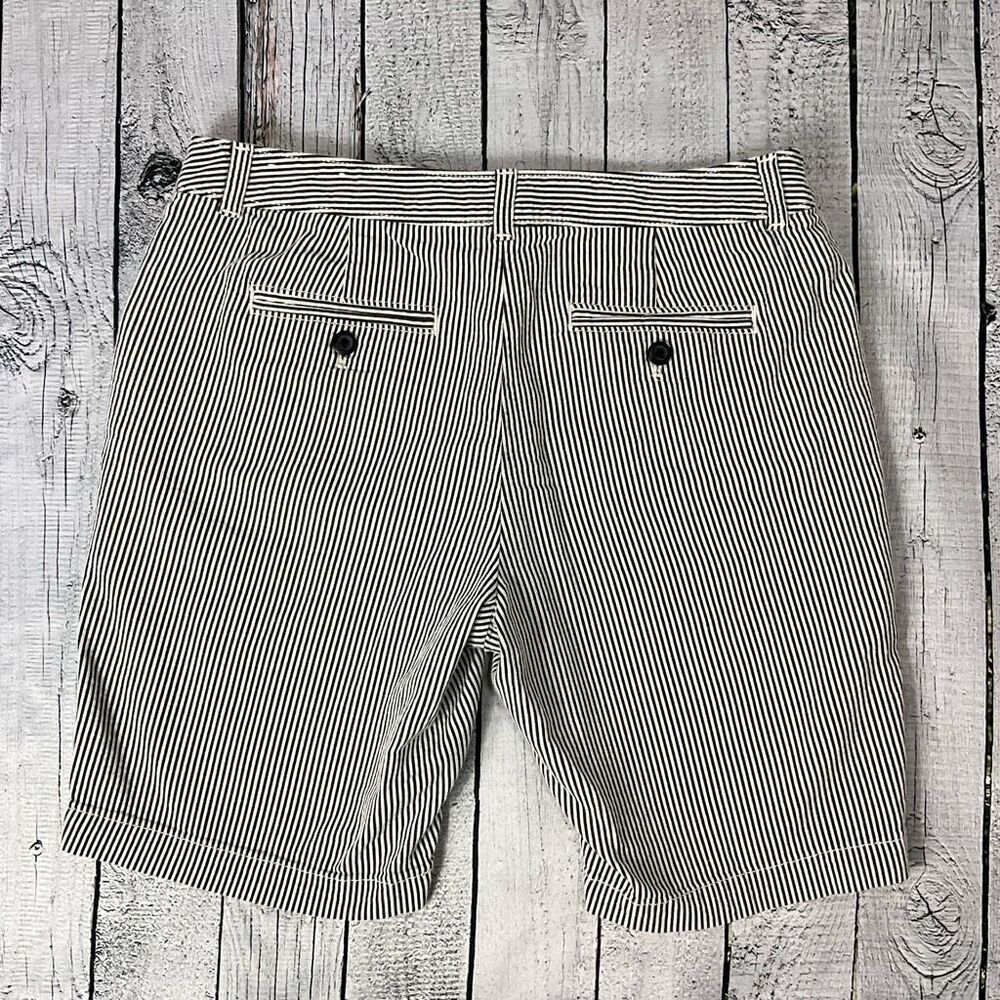 ANN TAYLOR LOFT Bermuda Length Shorts - Picture 2 of 5
